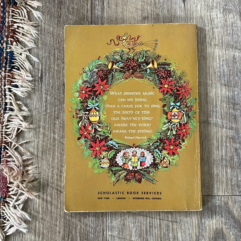 •| vintage holiday book - Picture 2 of 8